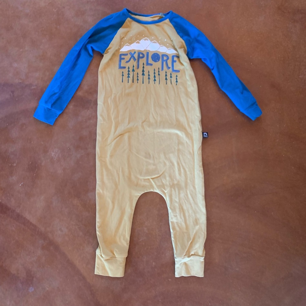 Rags 2T romper with stain otherwise good condition